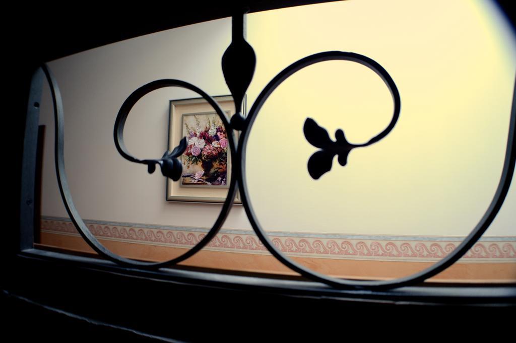 L'Incanto Guesthouse ローマ エクステリア 写真
