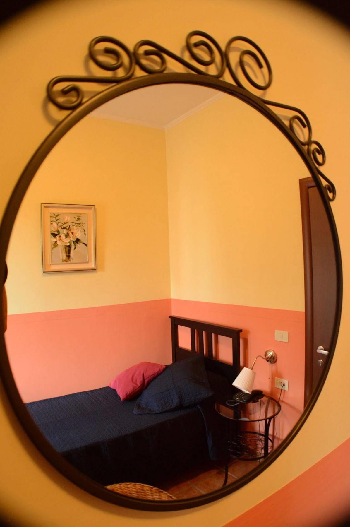 L'Incanto Guesthouse ローマ エクステリア 写真